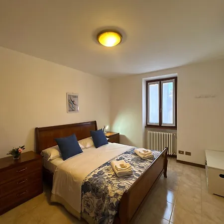 Castagna ベッラージョ